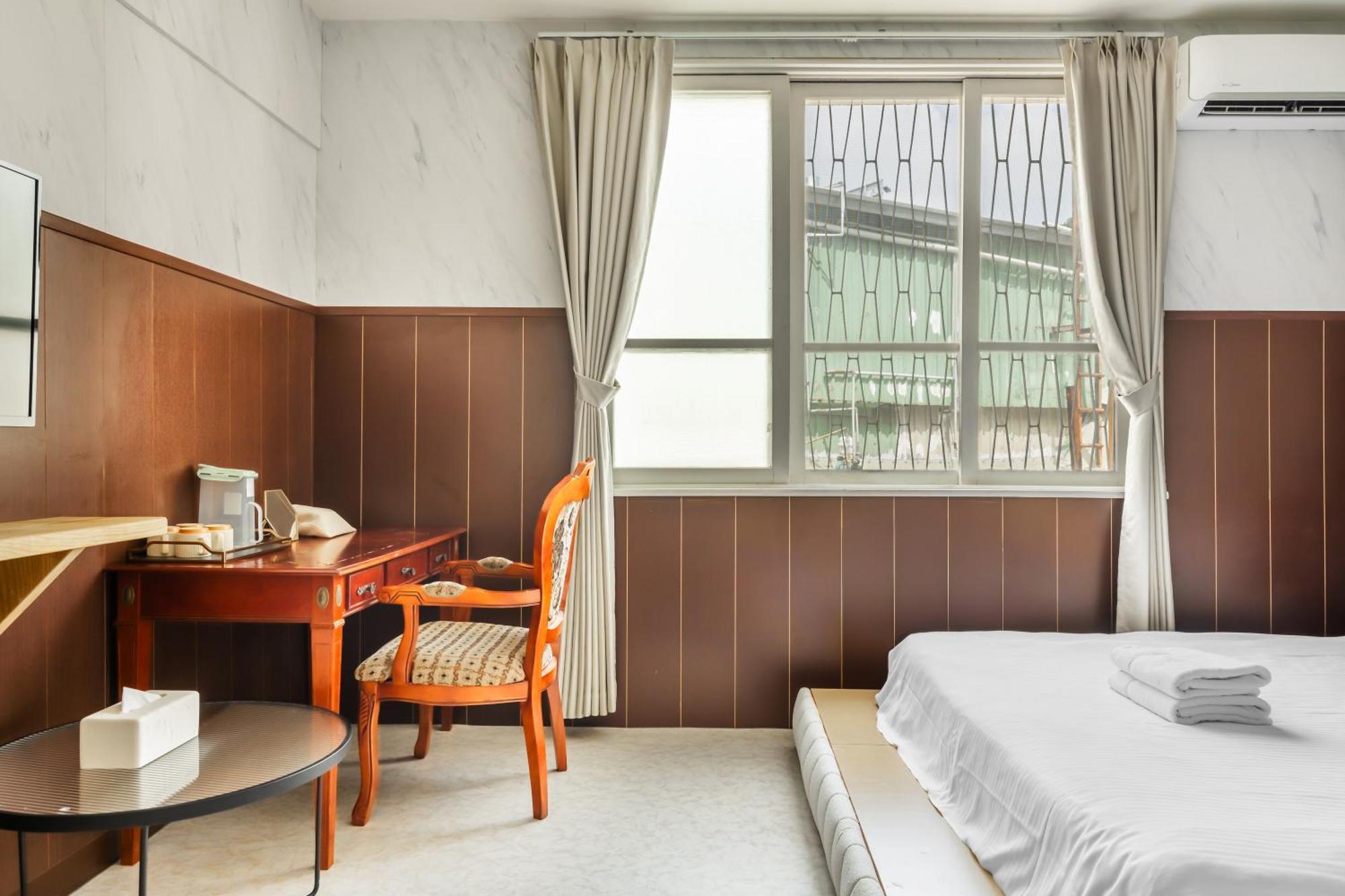 Hotel 32小巷弄 Tainan Zewnętrze zdjęcie