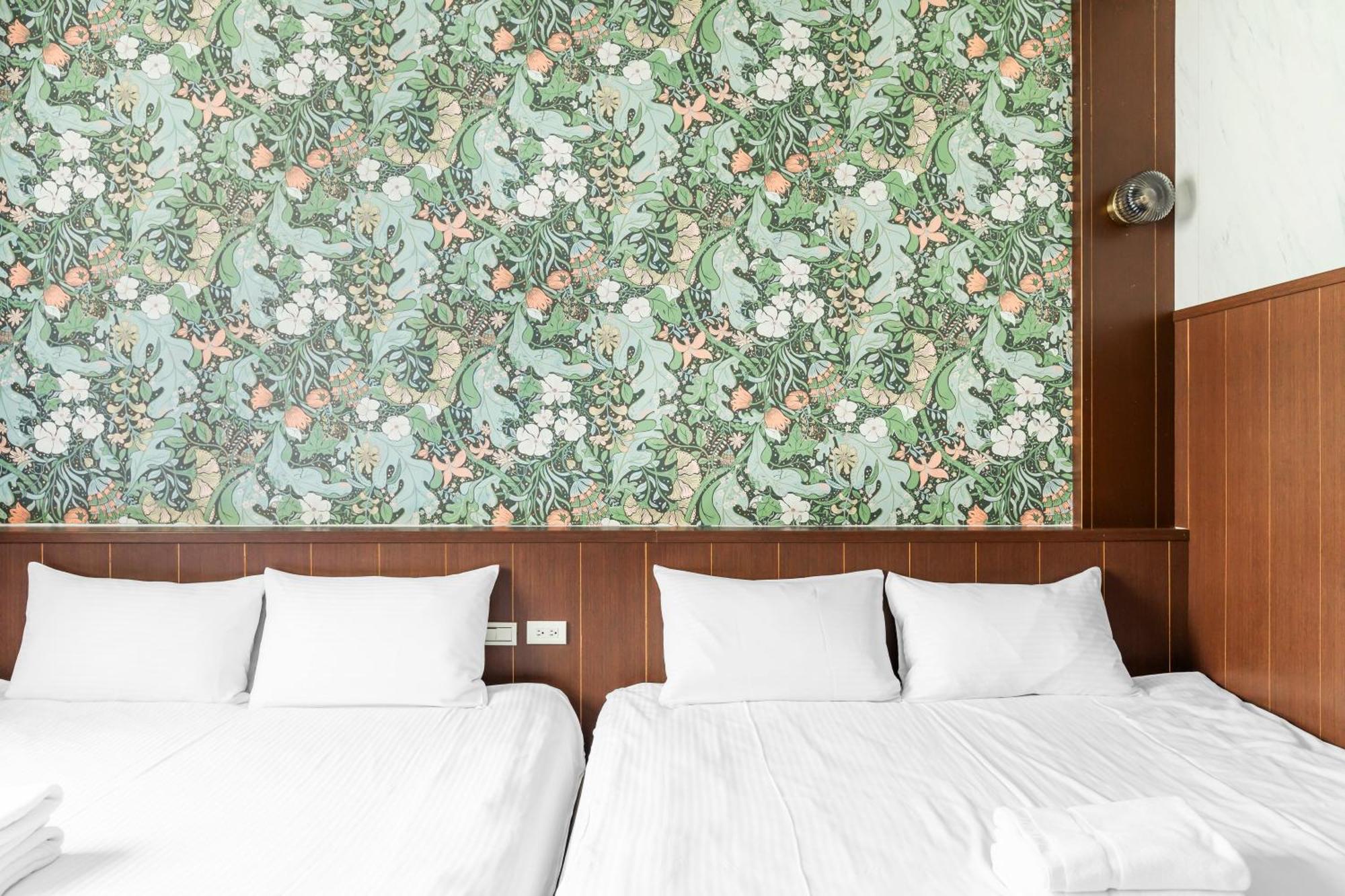 Hotel 32小巷弄 Tainan Zewnętrze zdjęcie