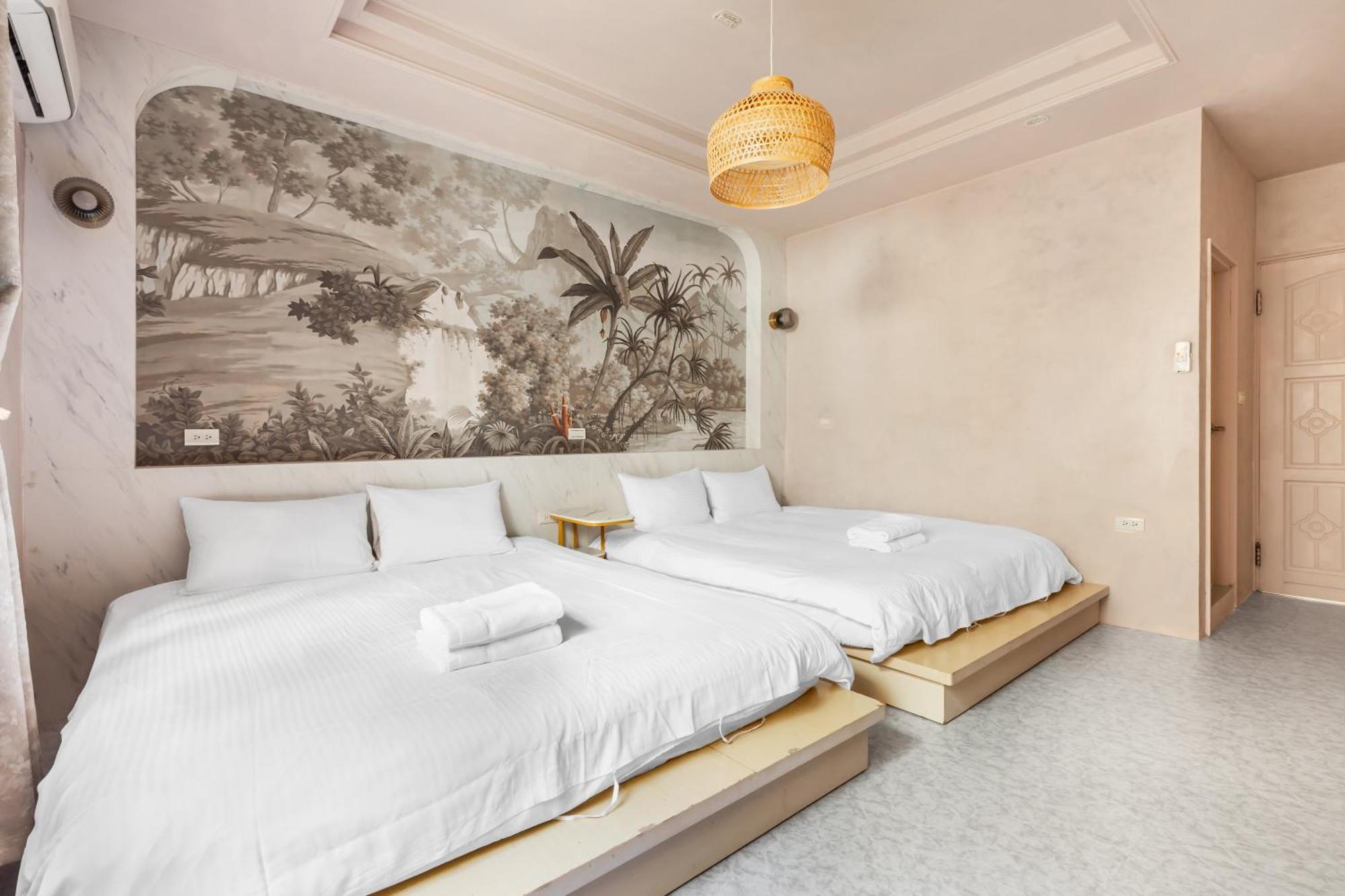 Hotel 32小巷弄 Tainan Zewnętrze zdjęcie